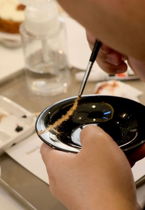 Kintsugi: Mending Ceramics with Gold for Beginners