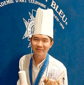 Pathom Patisserie, baking teacher