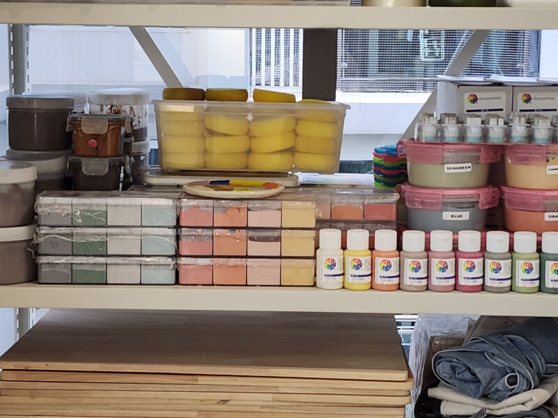 Book Aromdee Art Studio